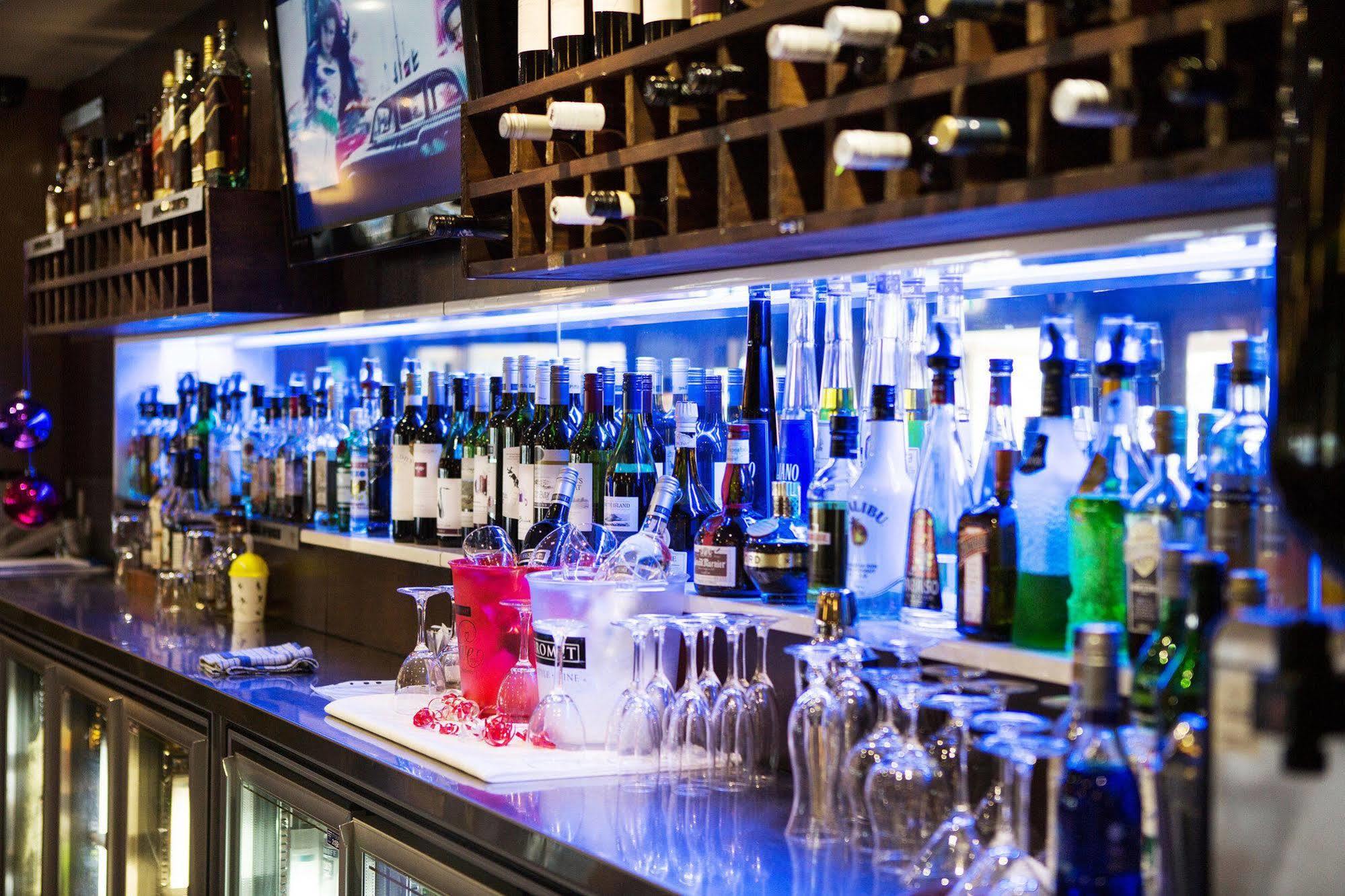 Nightcap At Waterfront Hotel Маручидор Экстерьер фото
